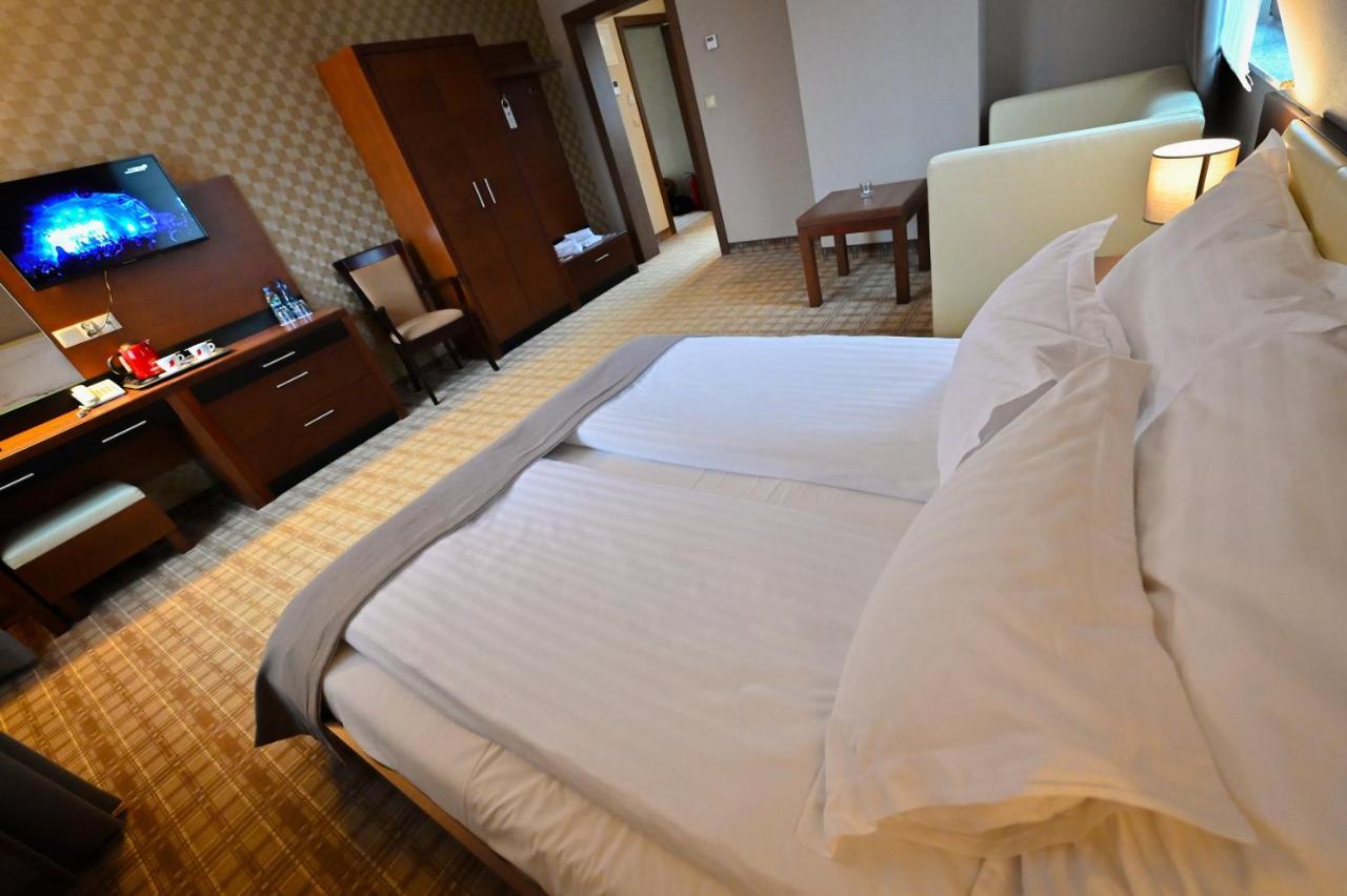 Hotel Rudnik Grudziądz Exteriör bild