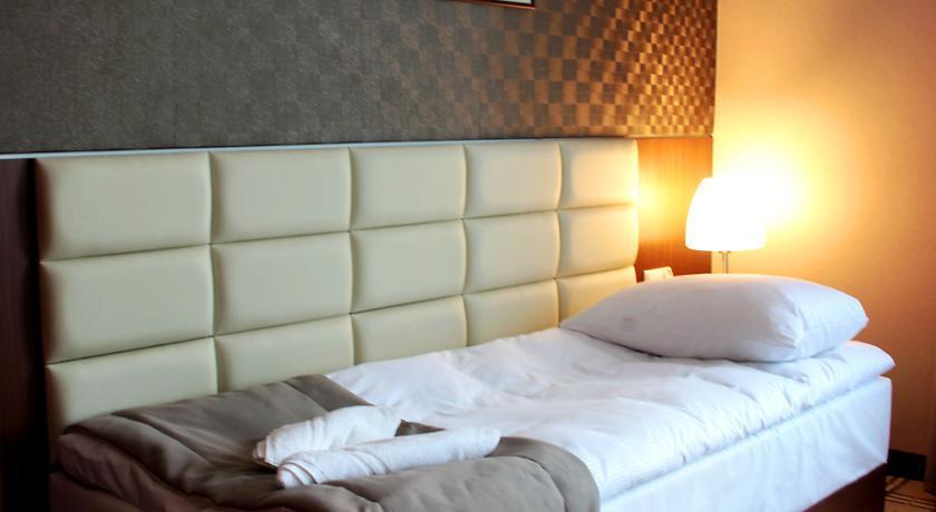 Hotel Rudnik Grudziądz Exteriör bild